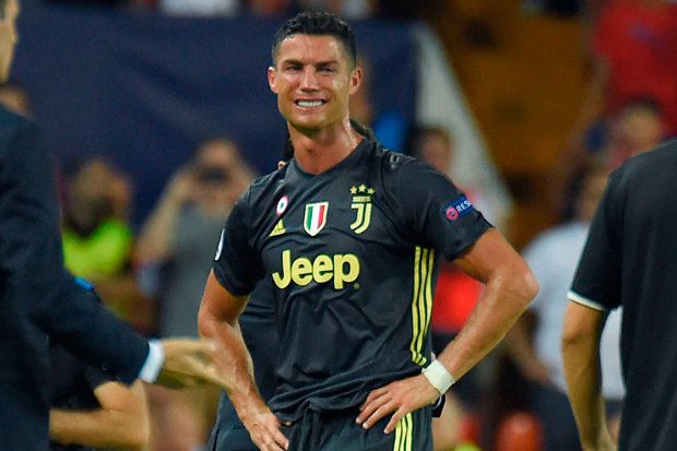 Kartu Merah Ronaldo Dianggap Kontroversial