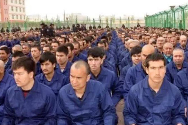 AS Sebut Penahanan Muslim Uighur Pelanggaran Berat