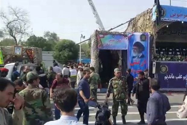 Teroris Bersenjata Bantai Parade Militer Iran, 29 Orang Terbunuh