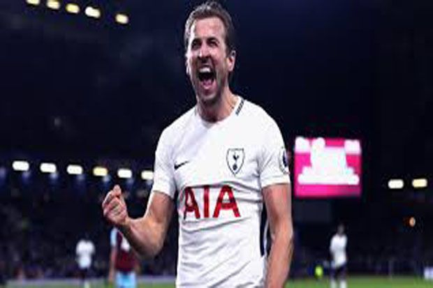 Striker Harry Kane dan Mohamed Salah Kembali Cetak Gol