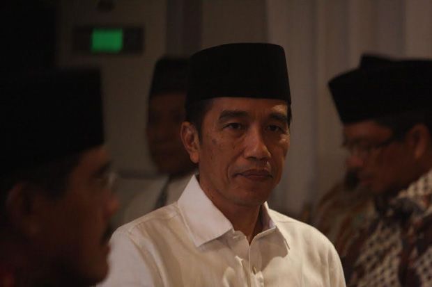 Di Rapimnas PPP, Jokowi Komentari Gaya Berpakaian Milenial Rommy