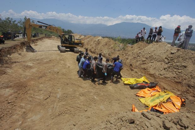 Korban Gempa Palu Dikuburkan Massal di Kawasan TPU Paboya