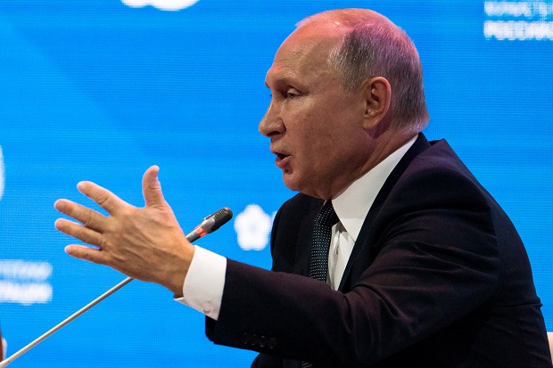 Putin: Skripal Adalah Seorang Pengkhianat Negara