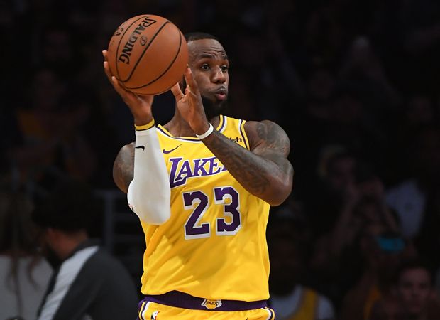 Debut Kandang Lebron James Berakhir Kekalahan