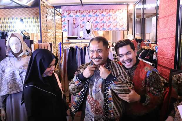 Rayakan Batik, Kota Kasablanka Gelar Celebrity Culture Festival