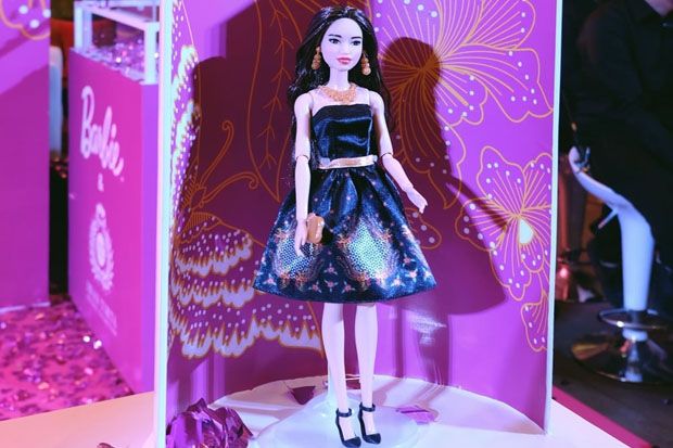 Barbie Batik, Perayaan Budaya Indonesia