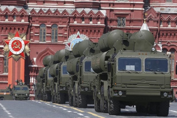 India Resmi Beli S-400 Rusia, Sekali Tembak 72 Rudal Melesat