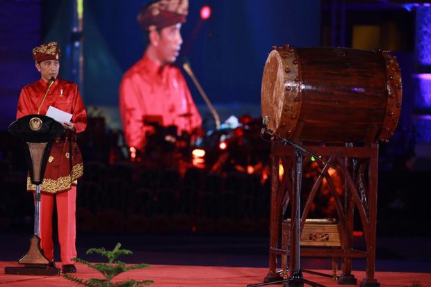 Buka MTQ Nasional, Jokowi Kirim Fatihah untuk Korban Gempa Bumi