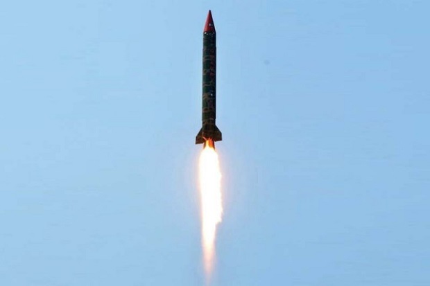 Pakistan Uji Rudal Berkemampuan Nuklir usai India Beli S-400 Rusia