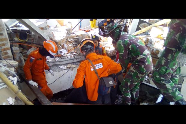 Relawan Rumah Zakat Tetap di Lokasi Bencana hingga Masa Pemulihan