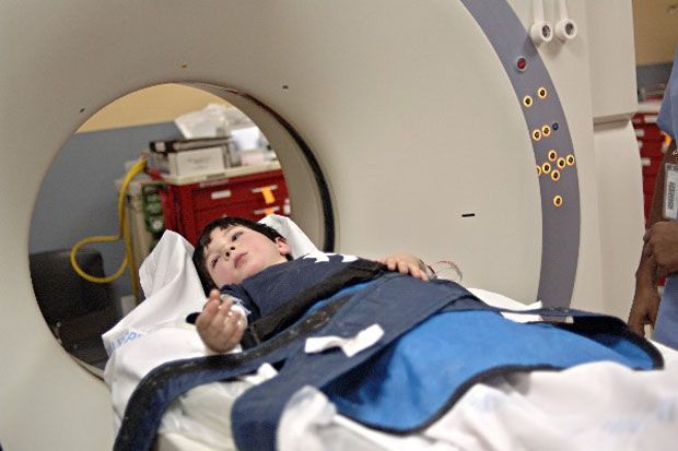 Penggunaan CT Scan Tingkatkan Risiko Tumor Otak pada Anak