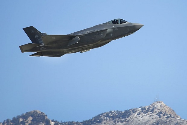 Ikuti AS, Israel Kandangkan Semua Jet Tempur Siluman F-35