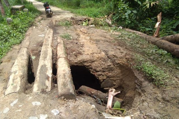 Dua Desa di Madina Terancam Terisolasi, Warga Tagih Janji Bupati