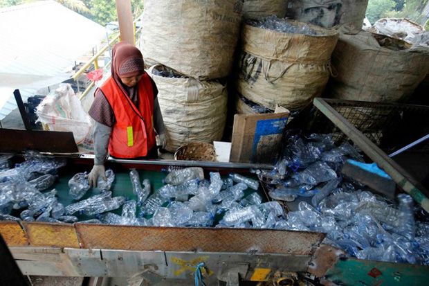 Masyarakat Diimbau Kolaborasi Selesaikan Masalah Sampah Plastik