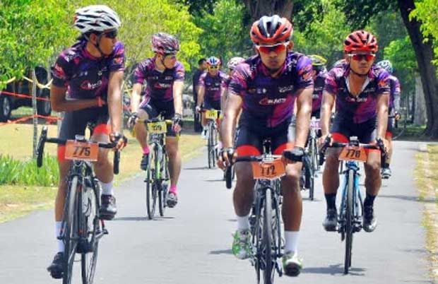 Peserta Antusias Sambut Tour de Prambanan 2018