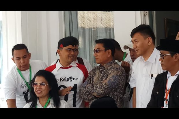 Jokowi Dilaporkan ke Bawaslu karena Suramadu, Moeldoko: Kampungan!