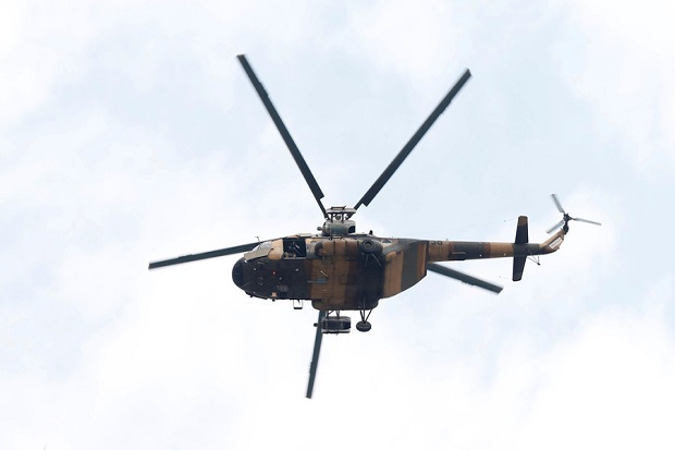 Helikopter Militer Afghanistan Jatuh, 25 Orang Tewas