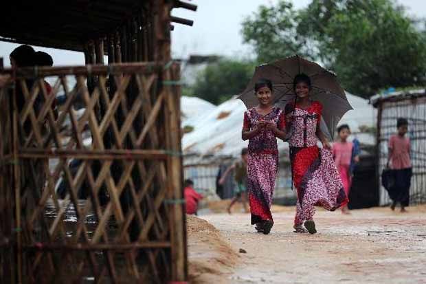 Pejabat Myanmar Kunjungi Kamp Rohingya di Bangladesh