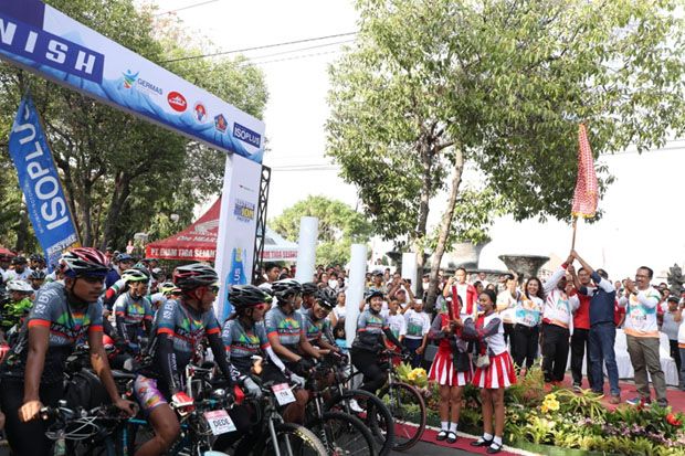 Masyarakat Buleleng Antusias Ikuti Sepeda Nusantara