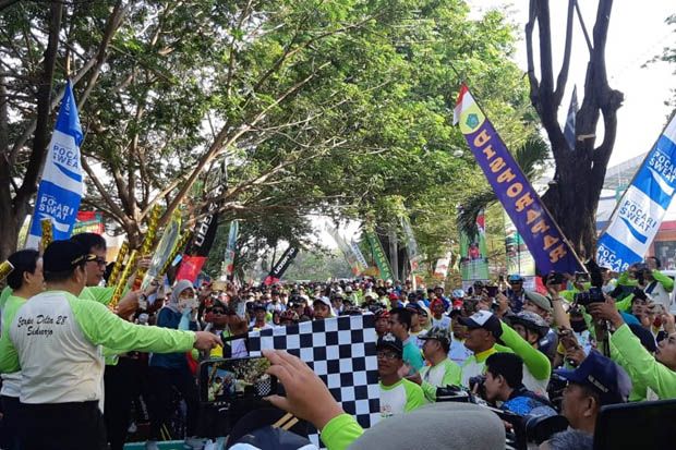 Tentara Repoeblik Onthel Meriahkan Sepeda Nusantara Sidoarjo