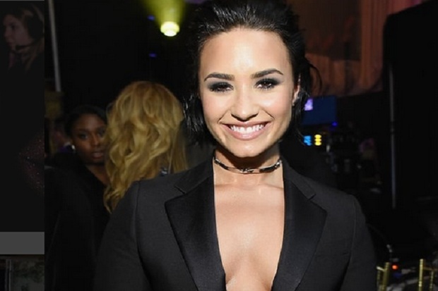 Sehat, Demi Lovato Tinggalkan Rehabilitasi