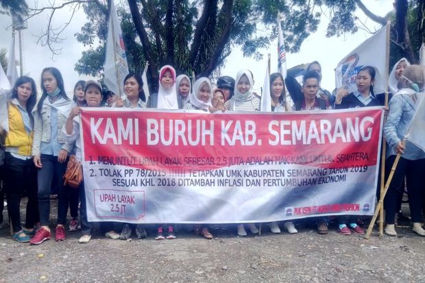 Buruh di Kabupaten Semarang Tuntut UMK 2019 Rp2,5 Juta Per Bulan