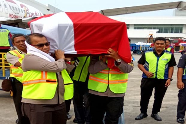 Jenazah AKBP Mito Korban Pesawat Lion Air Tiba di Bandara Semarang