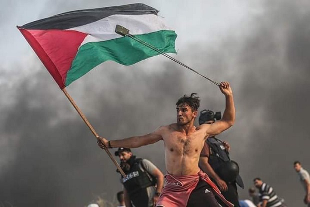 Demonstran Ikonik Palestina Ditembak Sniper Israel di Gaza