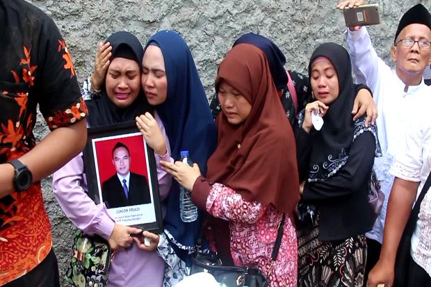Pemakaman Warga Cirebon Korban Lion Air Diwarnai Isak Tangis