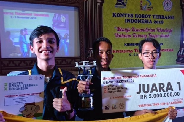 Gamaforce UGM Juara Kontes Robot Terbang Indonesia 2018