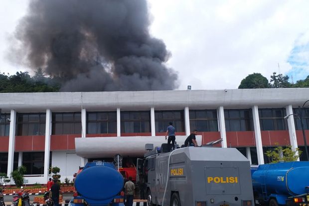 Kantor Gubernur Papua Terbakar, Diduga Akibat Korsleting Kompresor AC