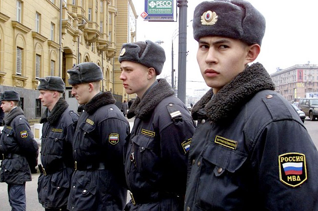 300 Polisi Rusia Dipecat Gara-gara Keluhan dari Warga