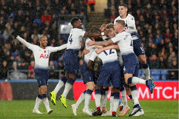 Gol Perdana Juan Foyth Antarkan Tottenham Hotspur Menang Lawan Palace
