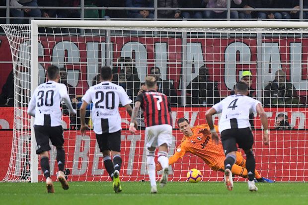 Babak I: Higuain Gagal Konversi Penalti, Juventus Ungguli AC Milan