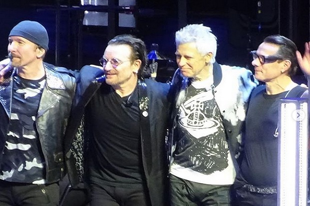 Pensiun Bermusik, Band U2 Pamit ke Penggemar Saat Konser di Jerman