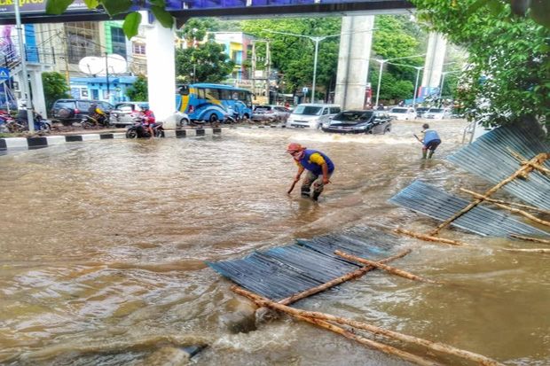 Pemprov Sumsel Tuding Proyek LRT Penyebab Palembang Banjir