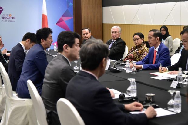 Bahas Ekonomi, Jokowi dan PM Shinzo Abe Gelar Pertemuan Bilateral