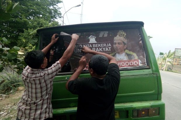 PDI Perjuangan Enggan Spekulasi Dalang Pemasangan Poster Raja Jokowi