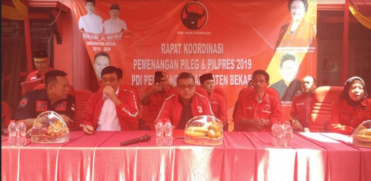Sekjen PDIP Bacakan Perintah Harian Megawati