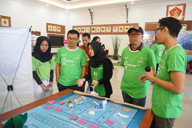 Sharp Indonesia Rangsang Rasa Cinta Lingkungan Generasi Muda Indonesia