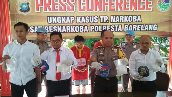 Ambil Kiriman Sabu 1 Kilogram dari Malaysia 2 Pria Ditangkap