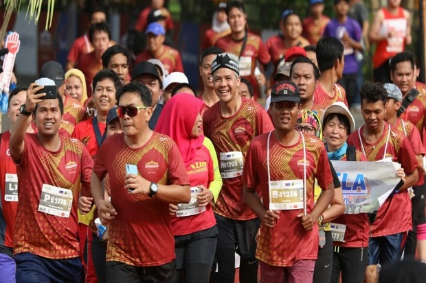 Puluhan Ribu Warga Magelang Turut Sukseskan Borobudur Marathon 2018