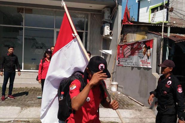 Bawa 1.000 Aspirasi, Pemuda Blora Jalan Kaki ke Istana Temui Jokowi
