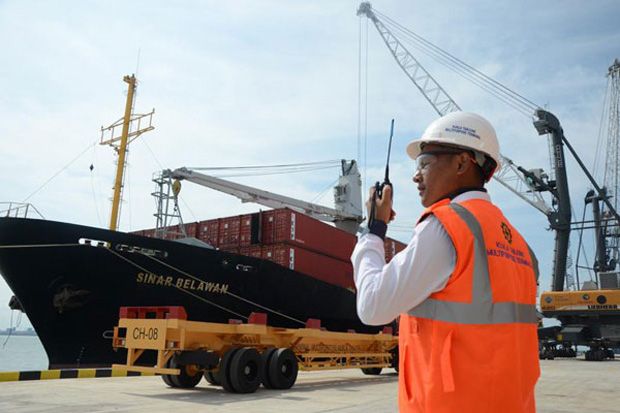 Operasional Terminal Peti Kemas Diuji Coba di Pelabuhan Kuala Tanjung