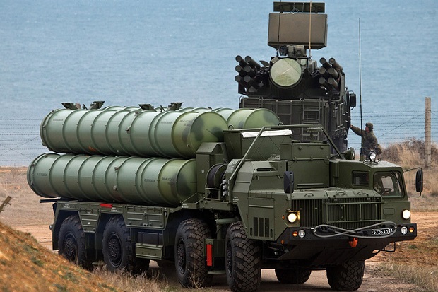 Ukraina Darurat Militer, Rusia Tambah Sistem Rudal S-400 di Crimea