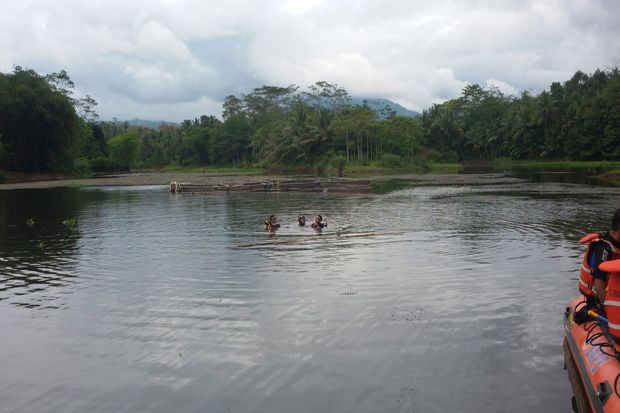 Temani Suami Berobat, Juwarti Tenggelam di Sungai Serayu
