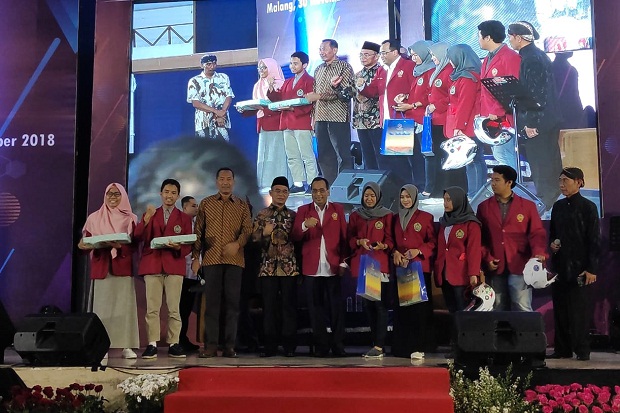 Menhub Dapat Anggota Kehormatan Universitas Muhammadiyah Malang