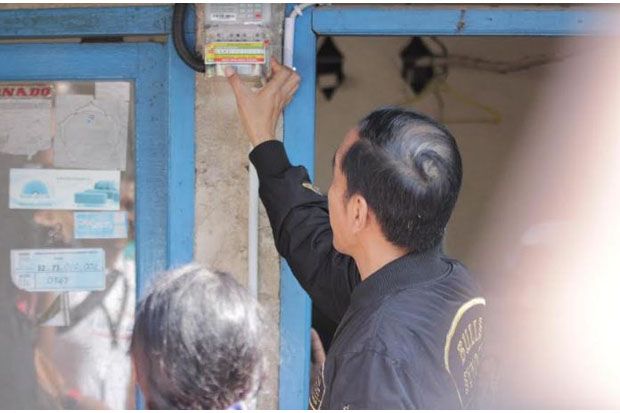 PLN dan BUMN Gratiskan Pemasangan Listrik Warga Miskin di Jawa Barat