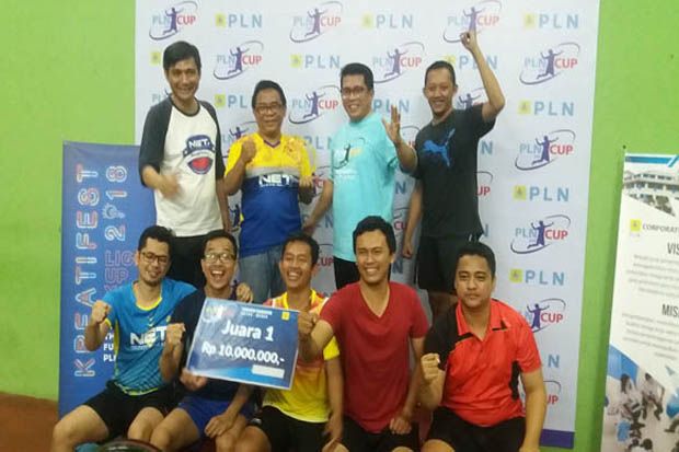 Kalahkah TVRI, NET TV Juara Turnamen Badminton Antarmedia PLN Cup 2018