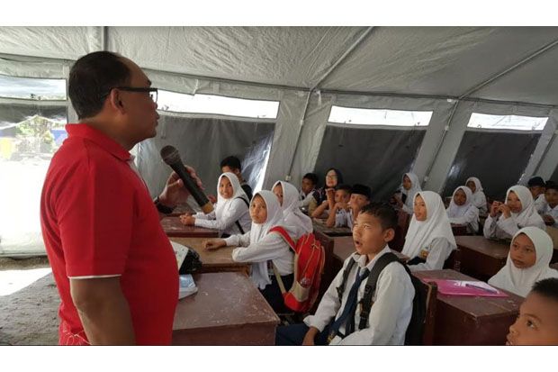 Sekolah Terdampak Gempa di Sigi dapat Bantuan KIPIN ATM